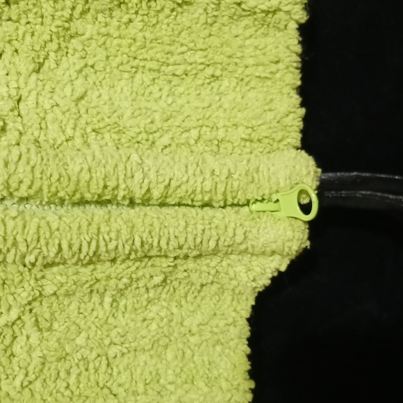 Sarah McKenzie Bright Green Long Sleeve Zip up Sweater Sz PM, - Picture 3 of 9